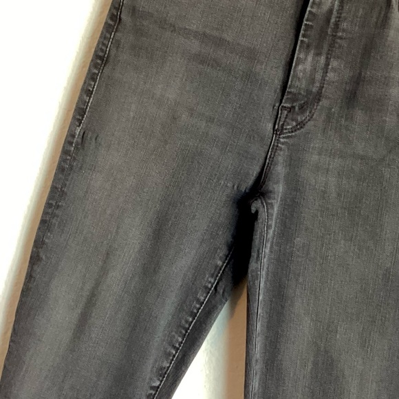 \Mother\ High Waisted Looker Ankle Fray - Picture 8 of 15